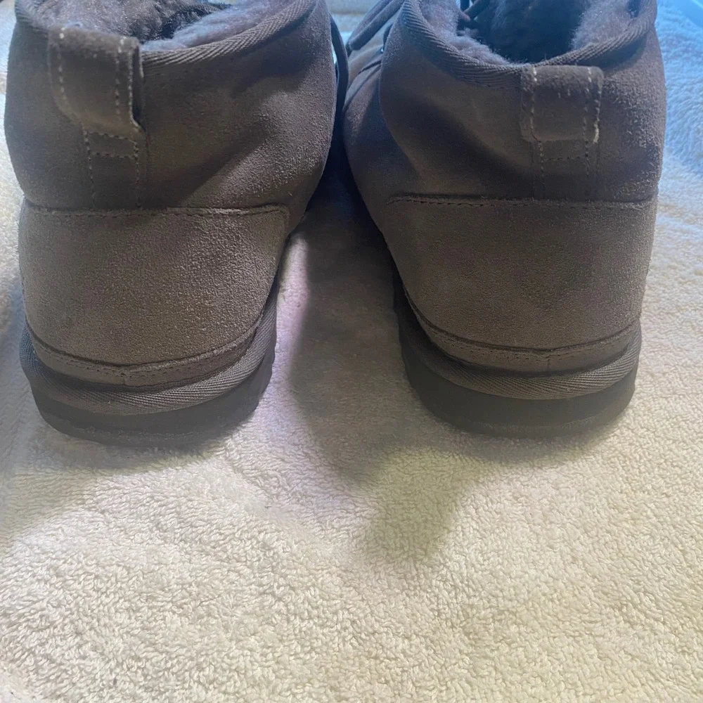 UGG Neumel Men's Charcoal Grey Suede Lace Up Chukka Ankle Boots Size 12